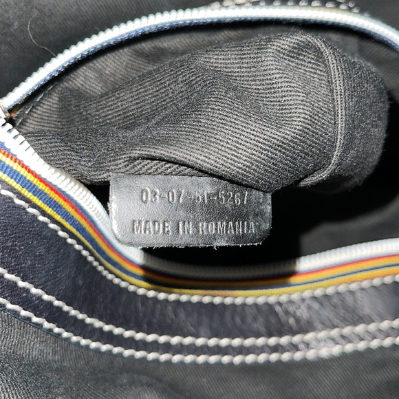 Chloe tote black bag excellent condition comes with dust bag very soft leather - Picture 8 of 8